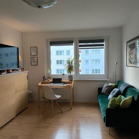 Ferienwohnung Fuer 1-3 Personen In Berlin, Naehe U Friedrichsfelde Extérieur photo